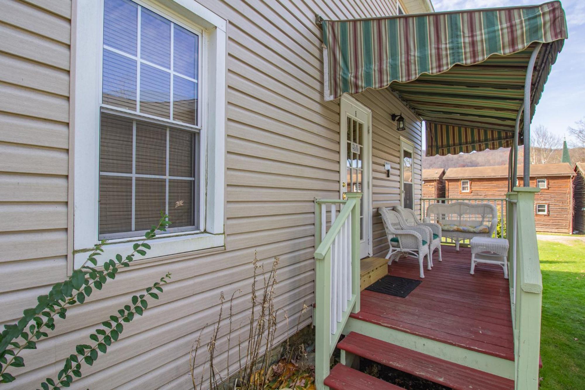 Stay In Ohiopyle Near Gap Trail, Restaurants, & The Fallls Exterior photo